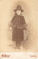 Elizabeth Mary Barbara RATCLIFF b.1880 as a child